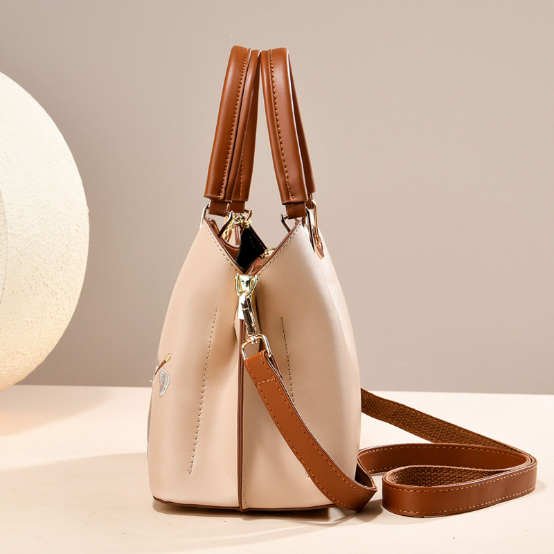 Chinese-style embroidered hand - Luxurious Bag review and price